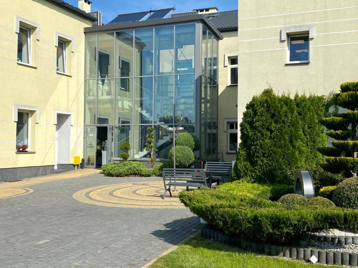 Apartamenty I Pokoje „Pod Jedynka” Константынув-Лодзинский Экстерьер фото
